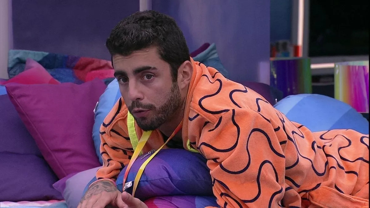 Novo líder, Pedro Scooby diz quem não indicaria ao Paredão do BBB 22