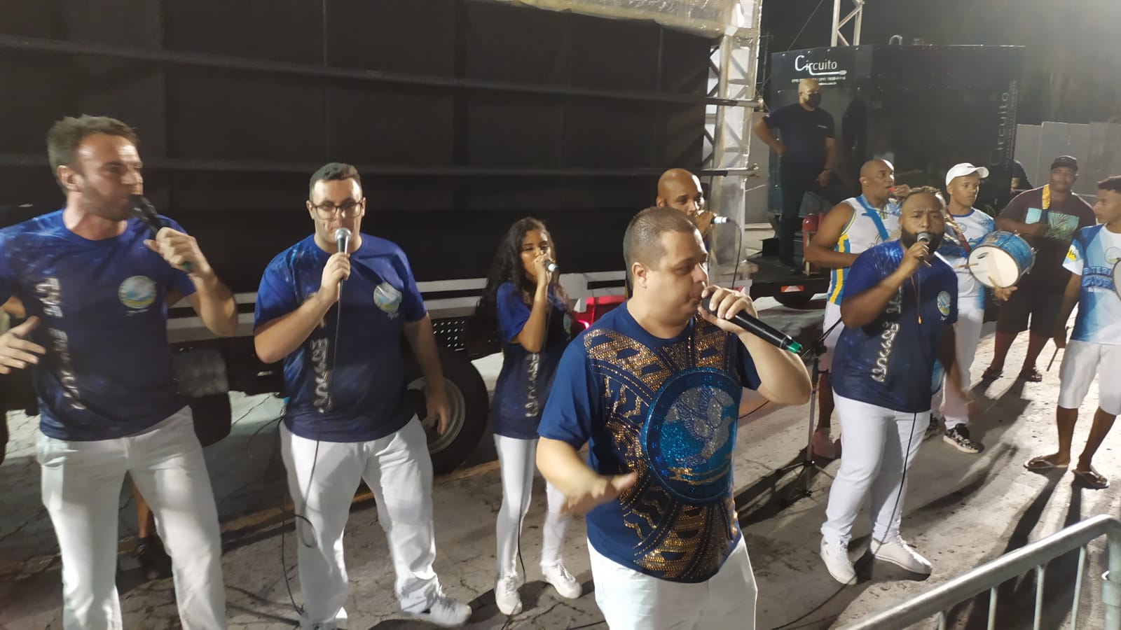 Vídeo: largada do ensaio técnico da Dom Bosco de Itaquera