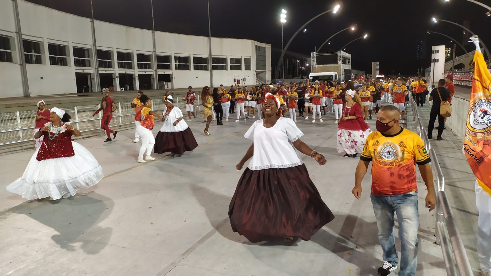 De olho no quesito: ensaio técnico da Unidos de Santa Bárbara