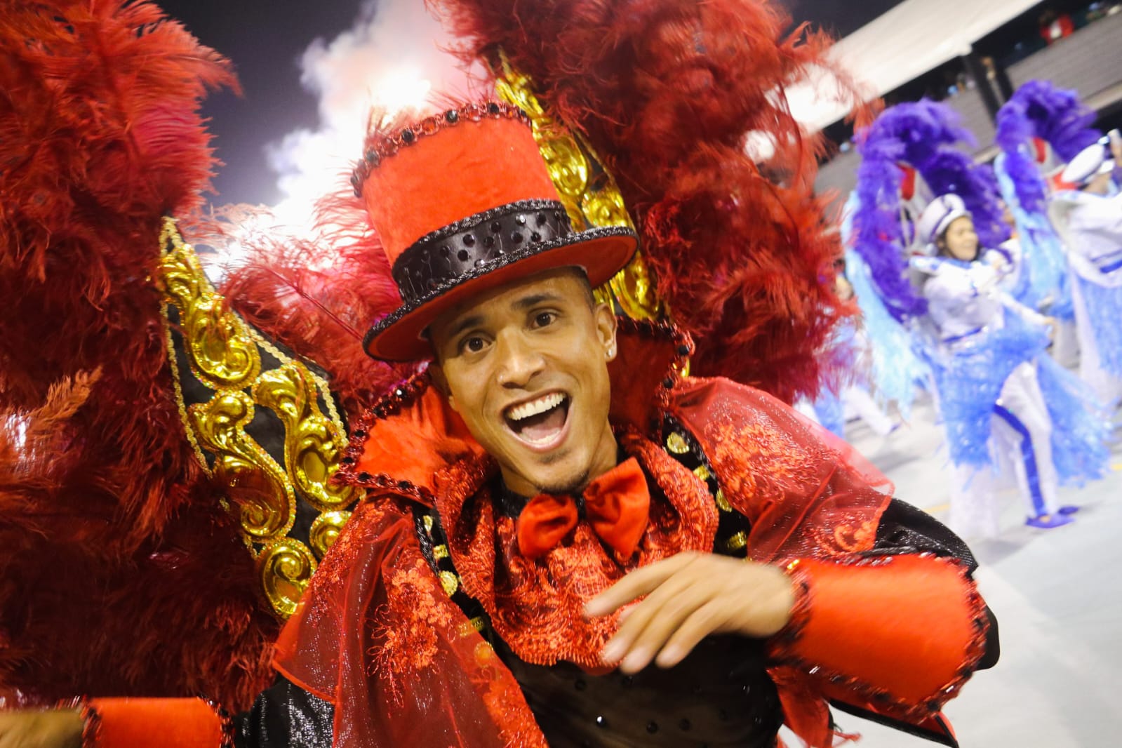 Mocidade Unida da Mooca faz curso de samba no pé com presença de rei e rainha do Carnaval
