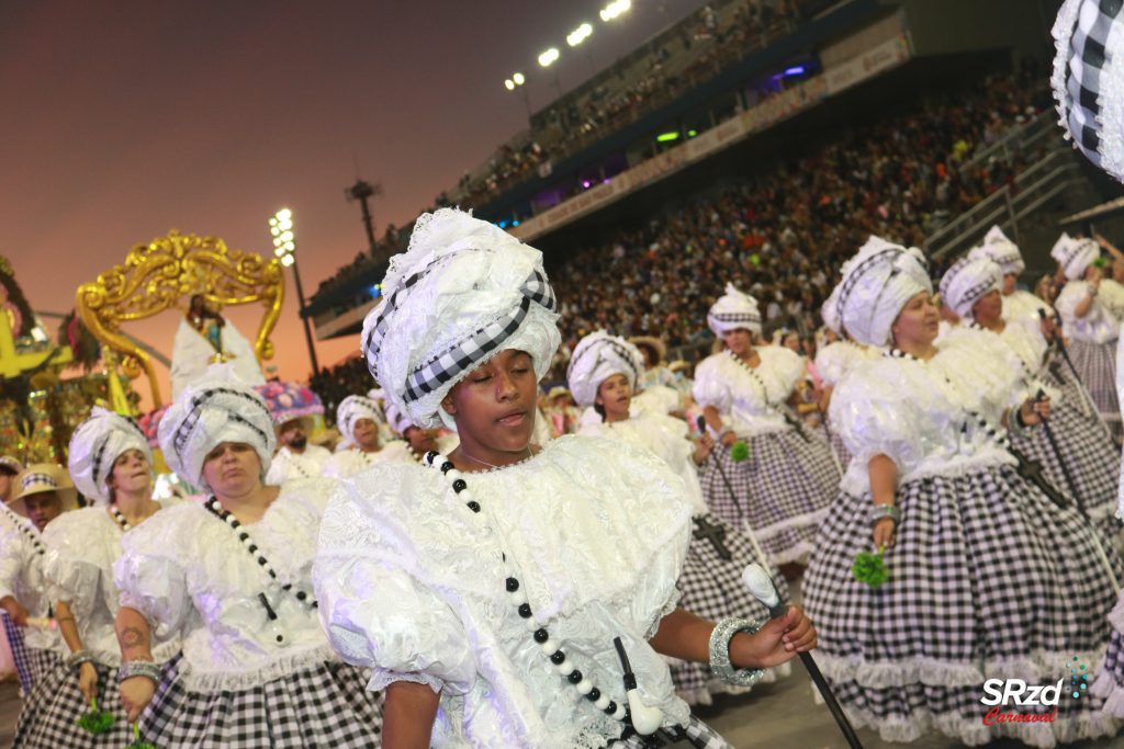 Desfile 2022 da Rosas de Ouro. Foto: Cesar R. Santos/SRzd