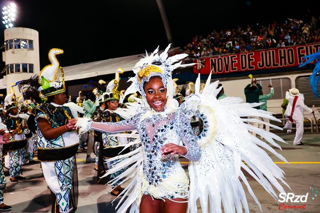 Desfile 2022 da Unidos do Peruche. Foto: Cesar R. Santos/SRzd