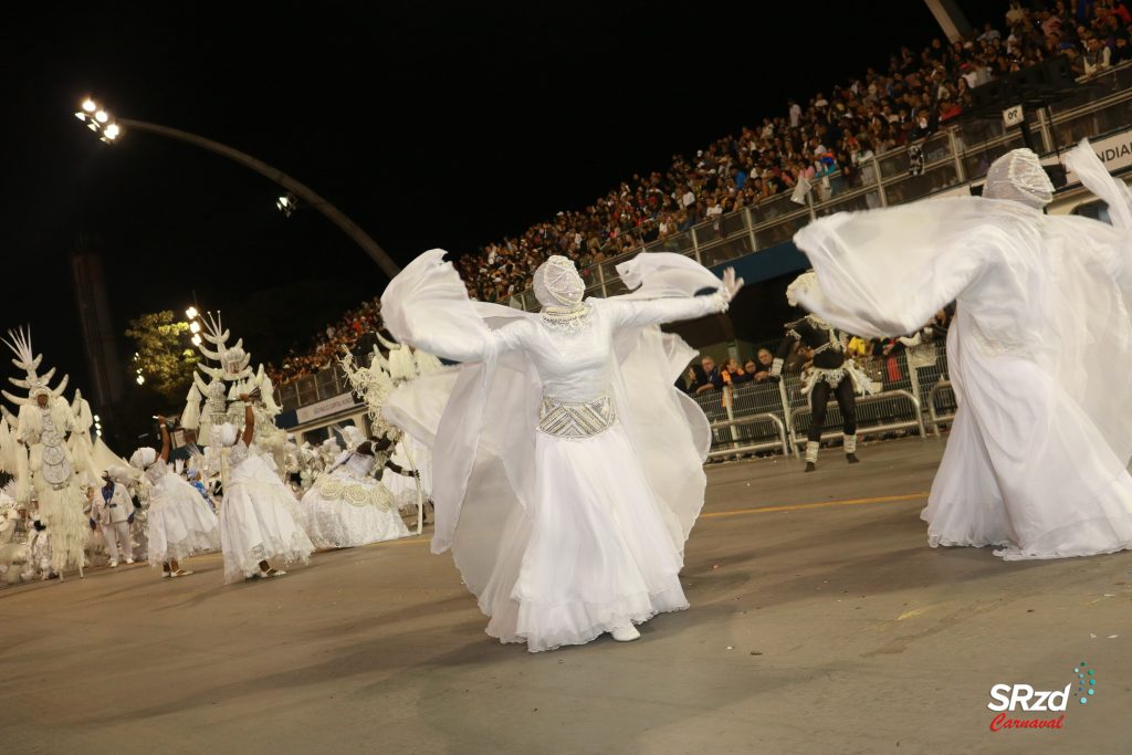 Desfile 2022 da Águia de Ouro. Foto: Cesar R. Santos/SRzd