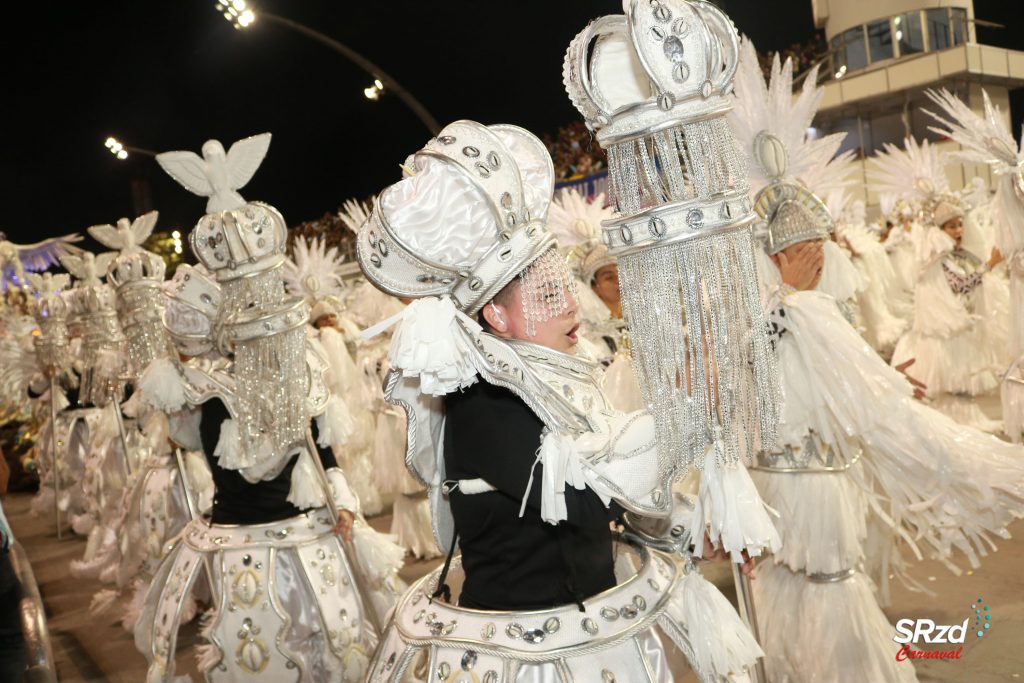 Desfile 2022 da Águia de Ouro. Foto: Cesar R. Santos/SRzd