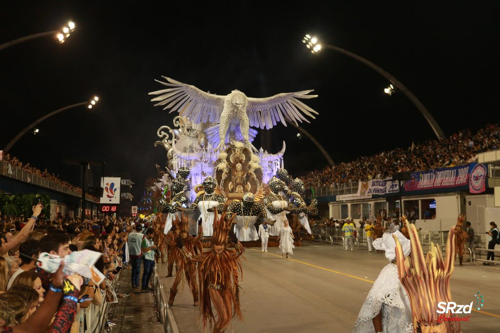 Desfile 2022 da Águia de Ouro. Foto: Cesar R. Santos/SRzd