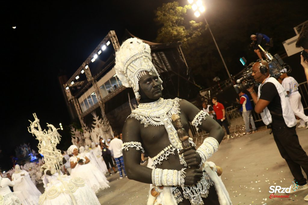 Desfile 2022 da Águia de Ouro. Foto: Cesar R. Santos/SRzd