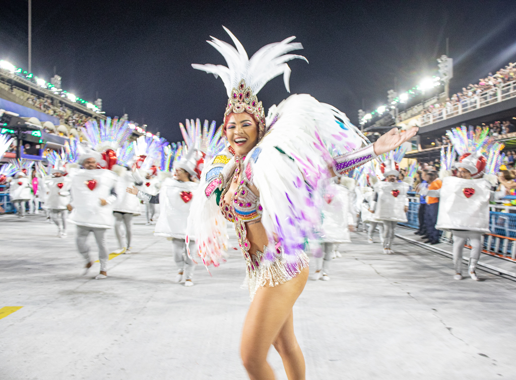 Galeria de fotos: musas da segunda noite de desfiles na Sapucaí