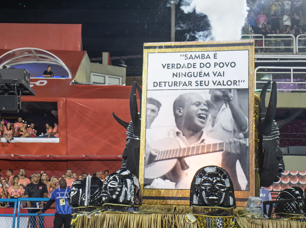 Com grande samba e ótimos quesitos, Império da Tijuca faz bom desfile