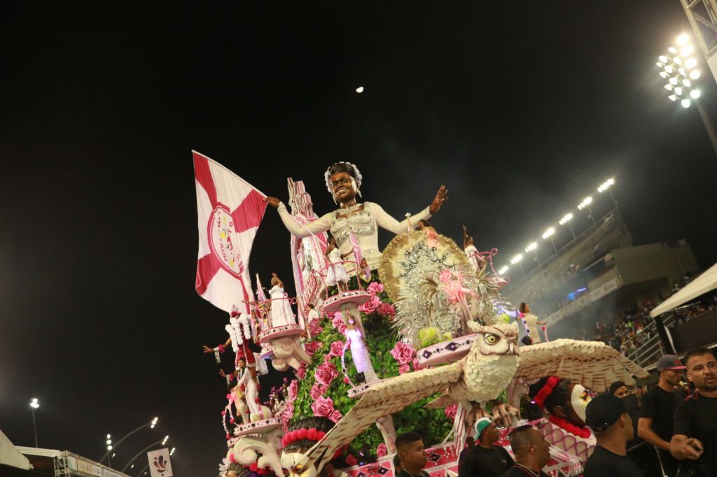 Desfile 2022 da Estrela do Terceiro Milênio. Foto: Cesar R. Santos/SRzd