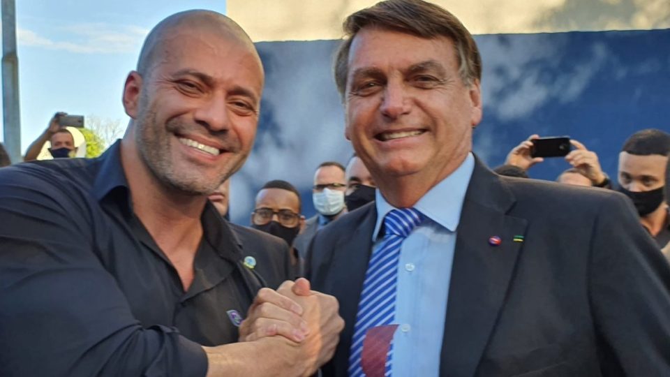 AGU envia ao STF manifestação favorável a decisão de Bolsonaro sobre Silveira