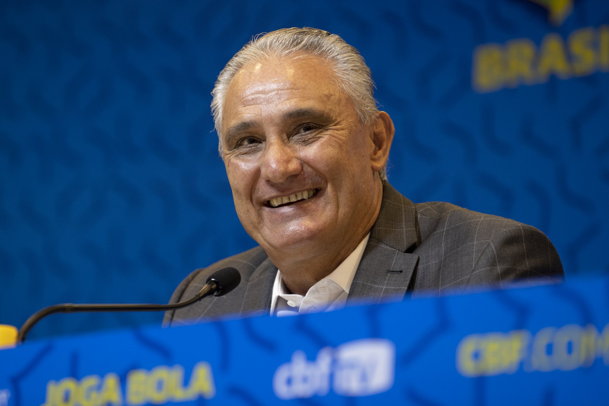 Com Danilo do Palmeiras, Tite faz penúltima convocação antes da Copa