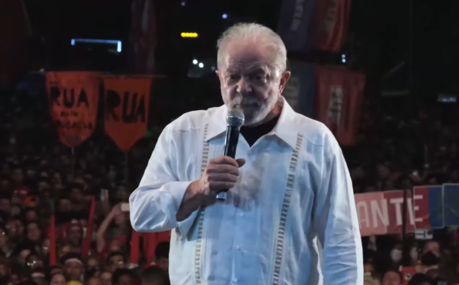 Homem que atacou ato de Lula no Rio é preso e autuado