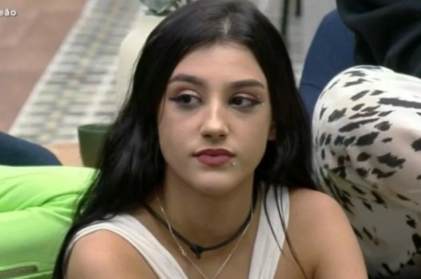 Bia Miranda fala de experiências pesadas com a mãe Jenny