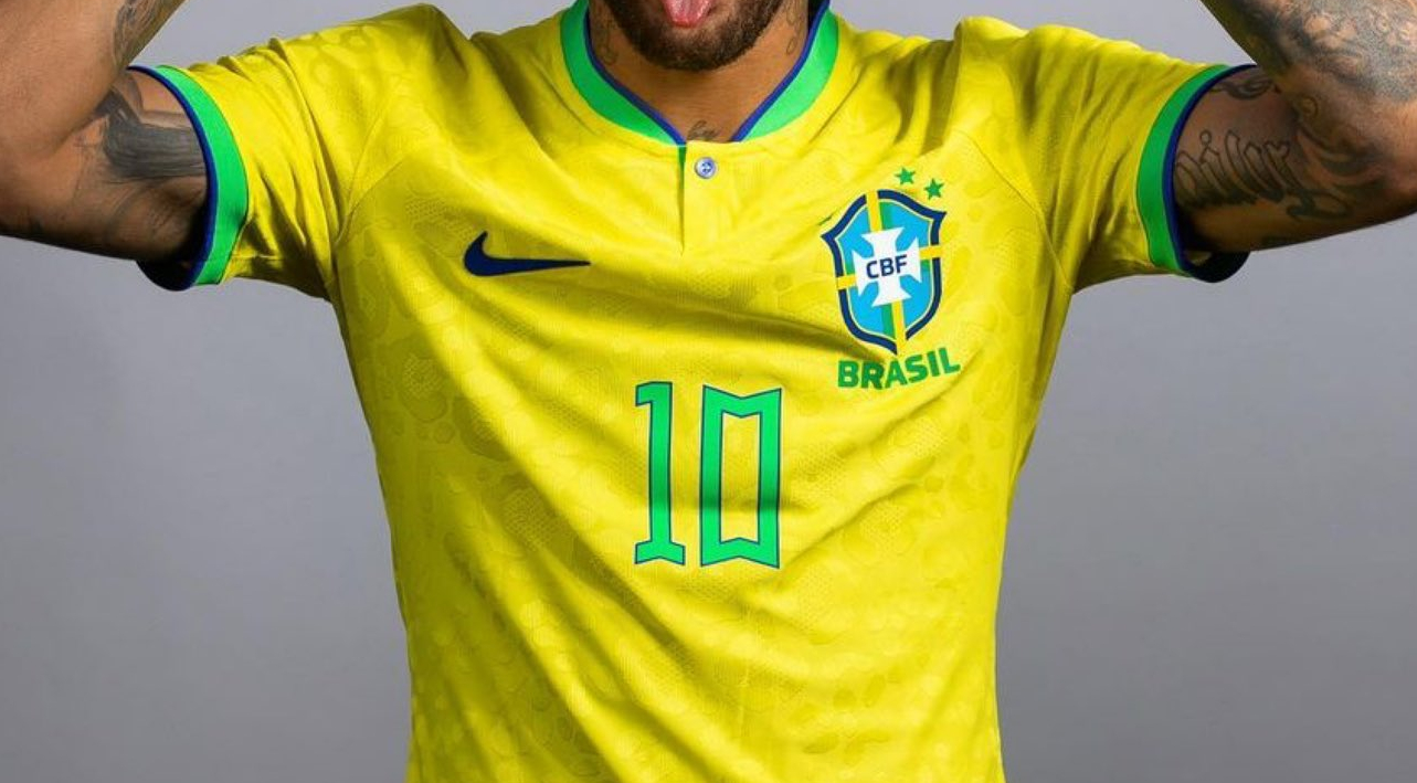 Neymar mostra corte de cabelo para jogo contra a Croácia