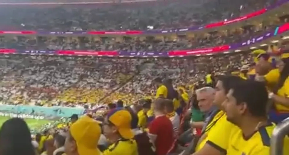 ‘Queremos cerveja’: Torcida faz protesto na abertura da Copa no Catar