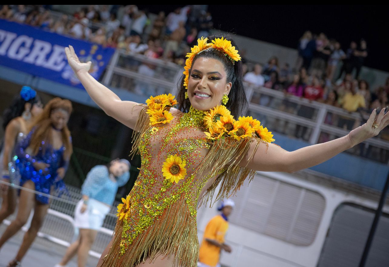 Após polêmicas no último Carnaval, Thay Magalhães será madrinha em 2023