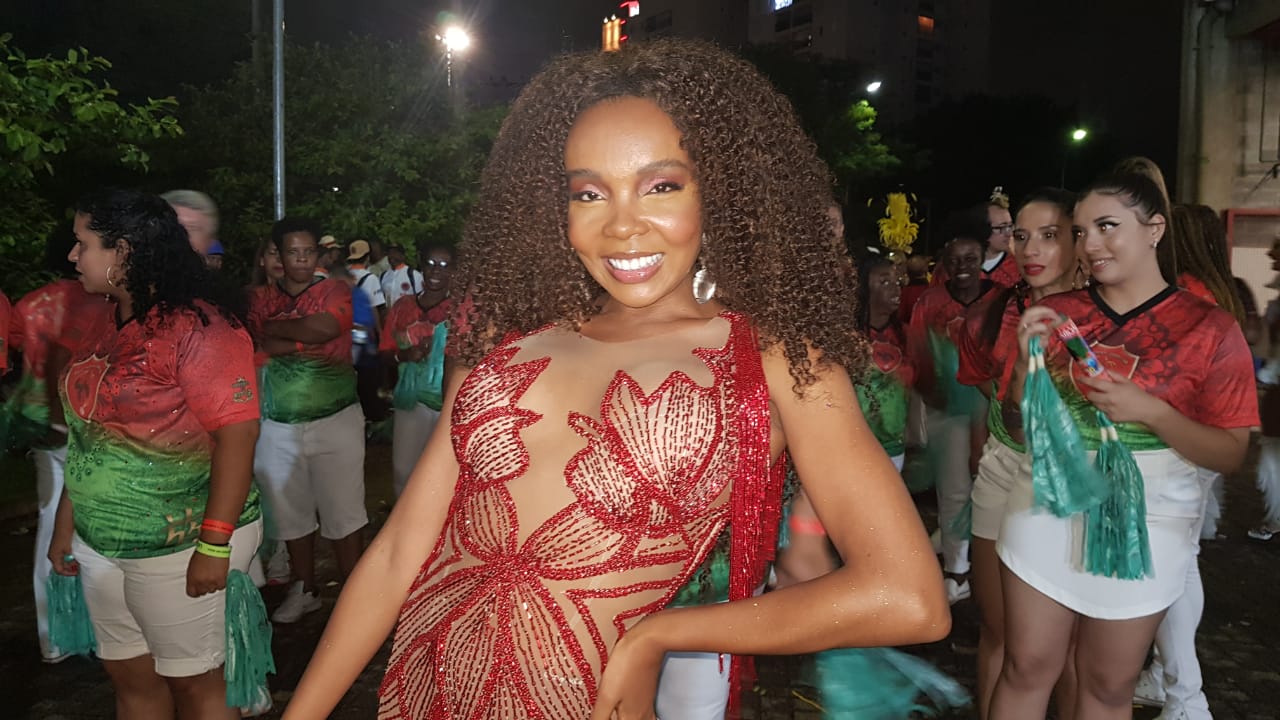 Campeã do ‘BBB 20’, Thelma Assis terá lugar especial no desfile da Mocidade Alegre