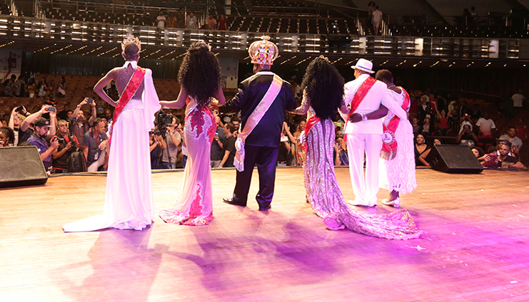 Enquete aponta favoritos para eleição da Corte do Carnaval de São Paulo 2024