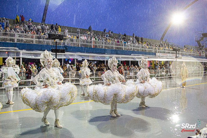 Desfile 2023 da Dragões da Real. Foto: Arthur Giglioli/SRzd