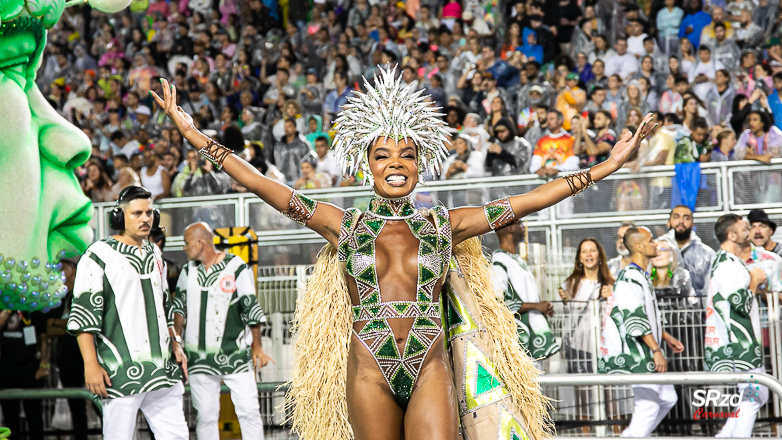 Desfile 2023 da Mocidade Alegre. Foto: Cesar R. Santos/SRzd