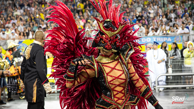 Desfile 2023 da Mocidade Alegre. Foto: Cesar R. Santos/SRzd