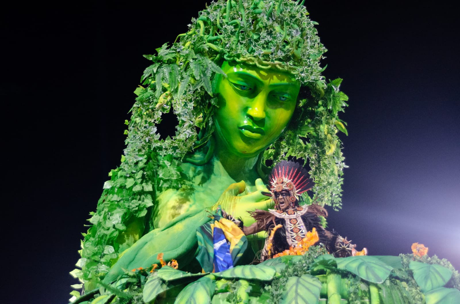 Carnaval 2023: análises do segundo dia de desfiles da Série Ouro