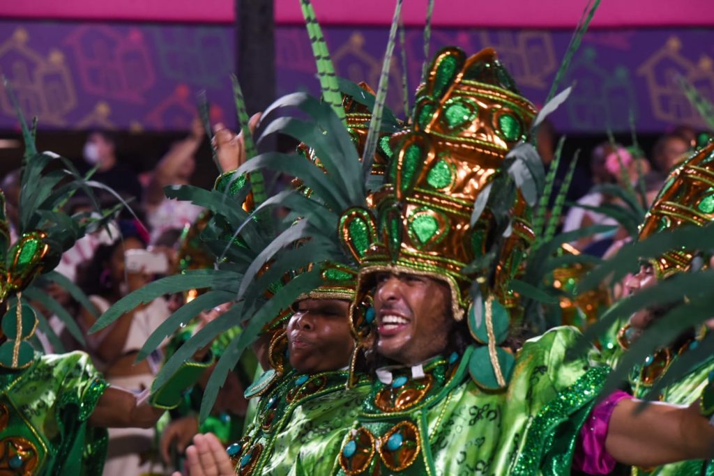 Mangueira no Desfile das Campeãs 2023. Foto: Juliana Dias/SRzd