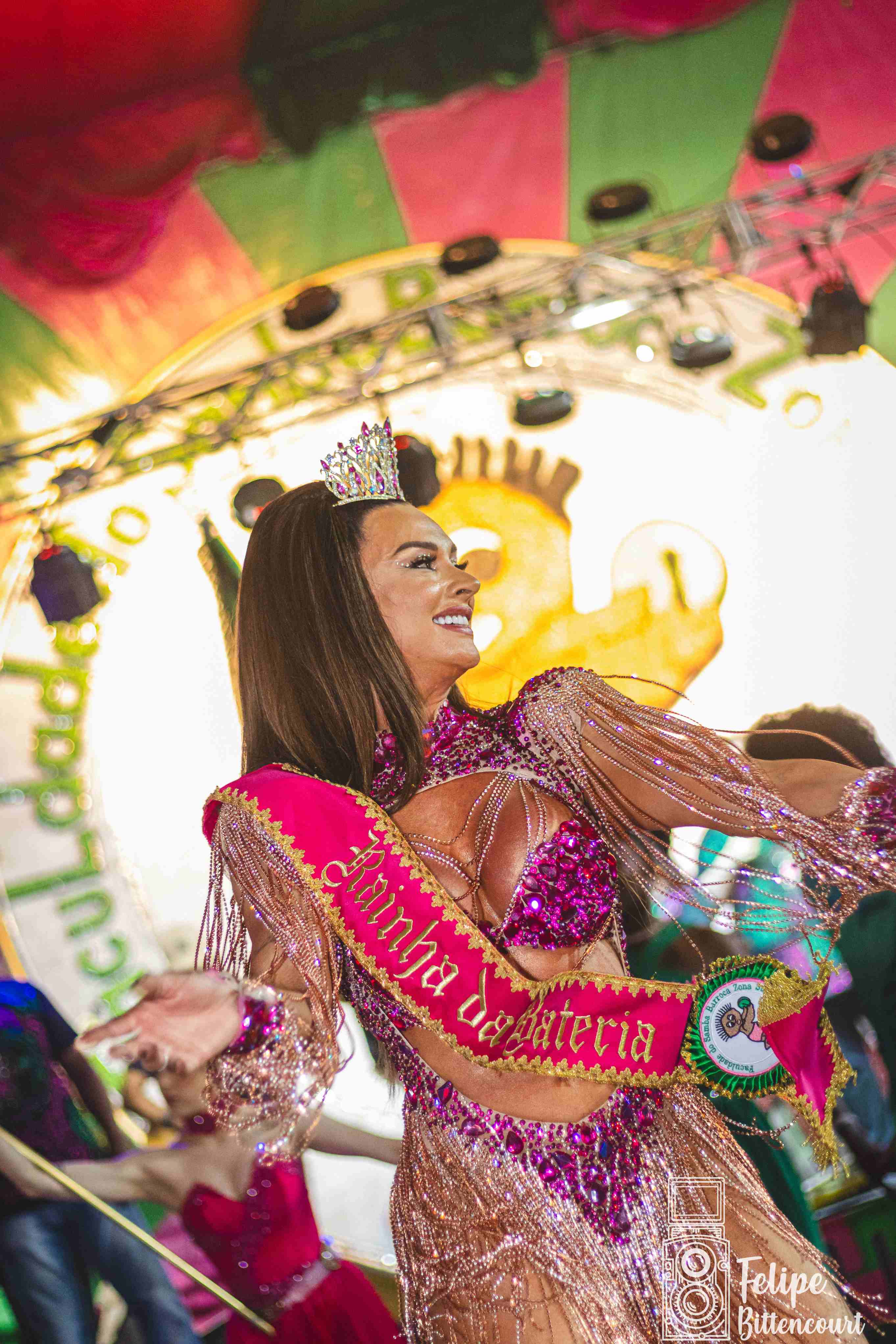 Juju Salimeni é coroada rainha de bateria da Barroca Zona Sul. Foto: Felipe Bittencourt