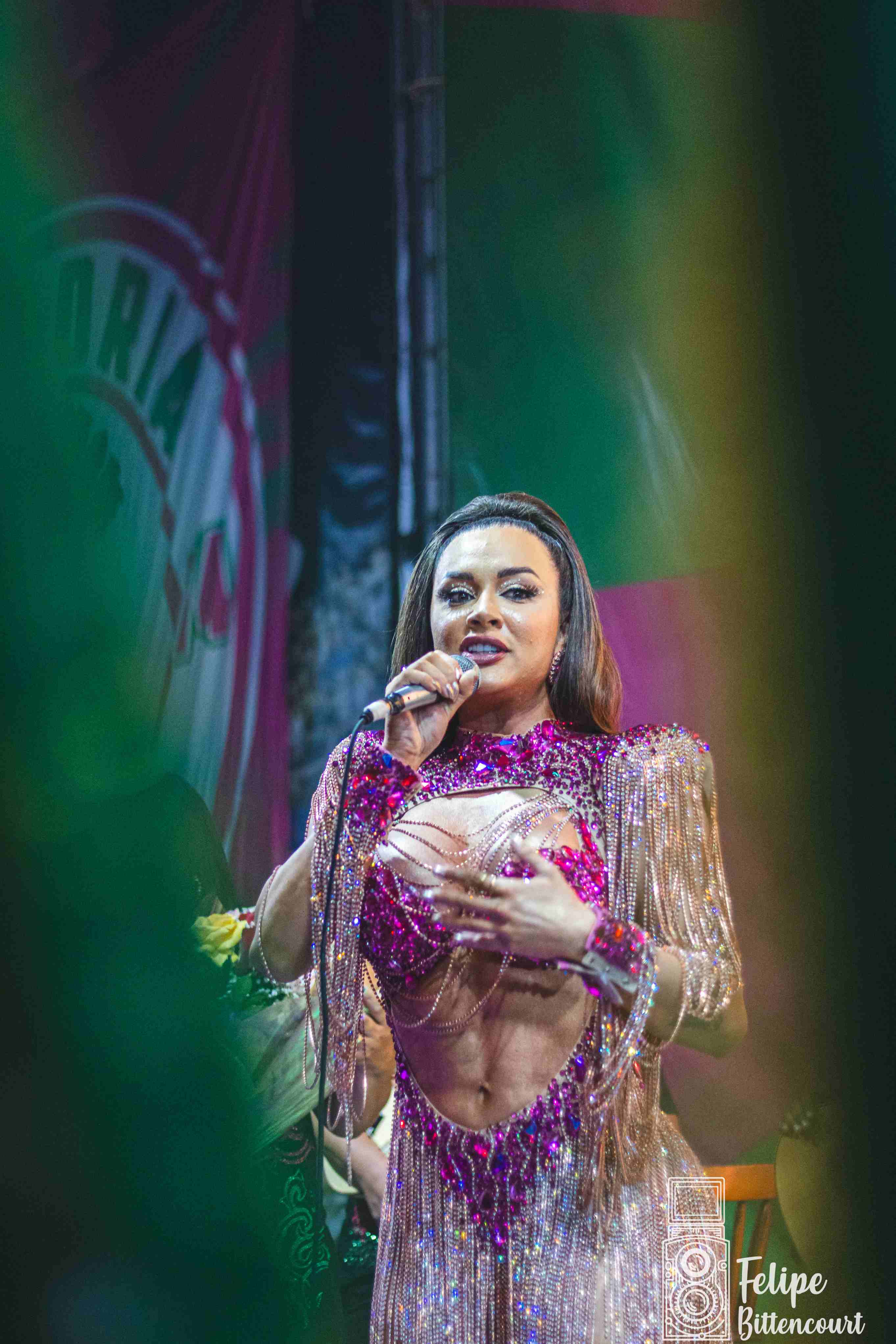 Juju Salimeni é coroada rainha de bateria da Barroca Zona Sul. Foto: Felipe Bittencourt