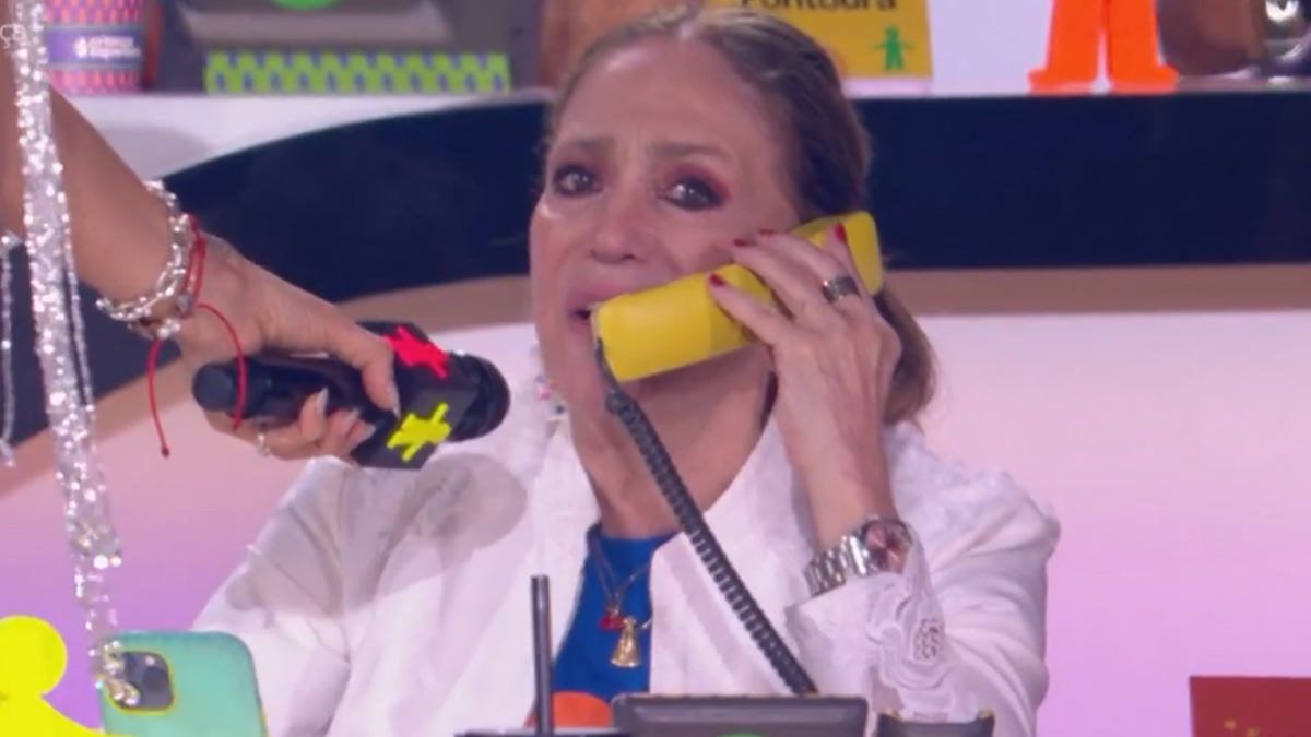 Susana Vieira desabafa após tomar microfone de Ivete Sangalo: ’50 anos de TV’