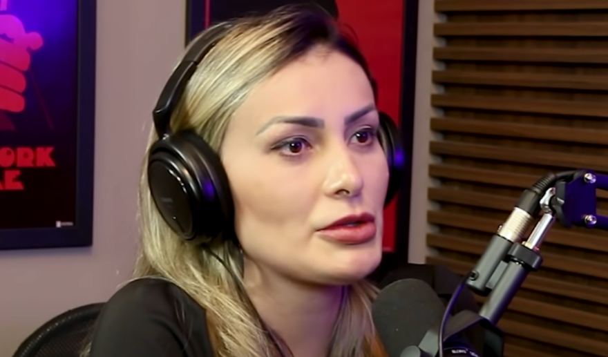 Andressa Urach quer engravidar de ator pornô