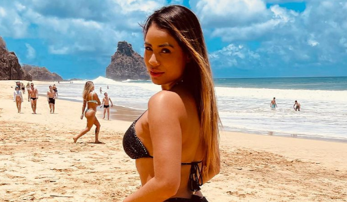 Lexa curte feriadão em praia de Fernando de Noronha: ‘Perfeita’