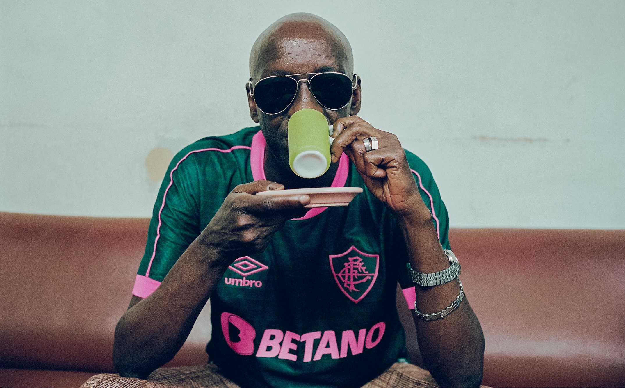 Em verde e rosa, Cartola é homenageado em nova camisa do Fluminense