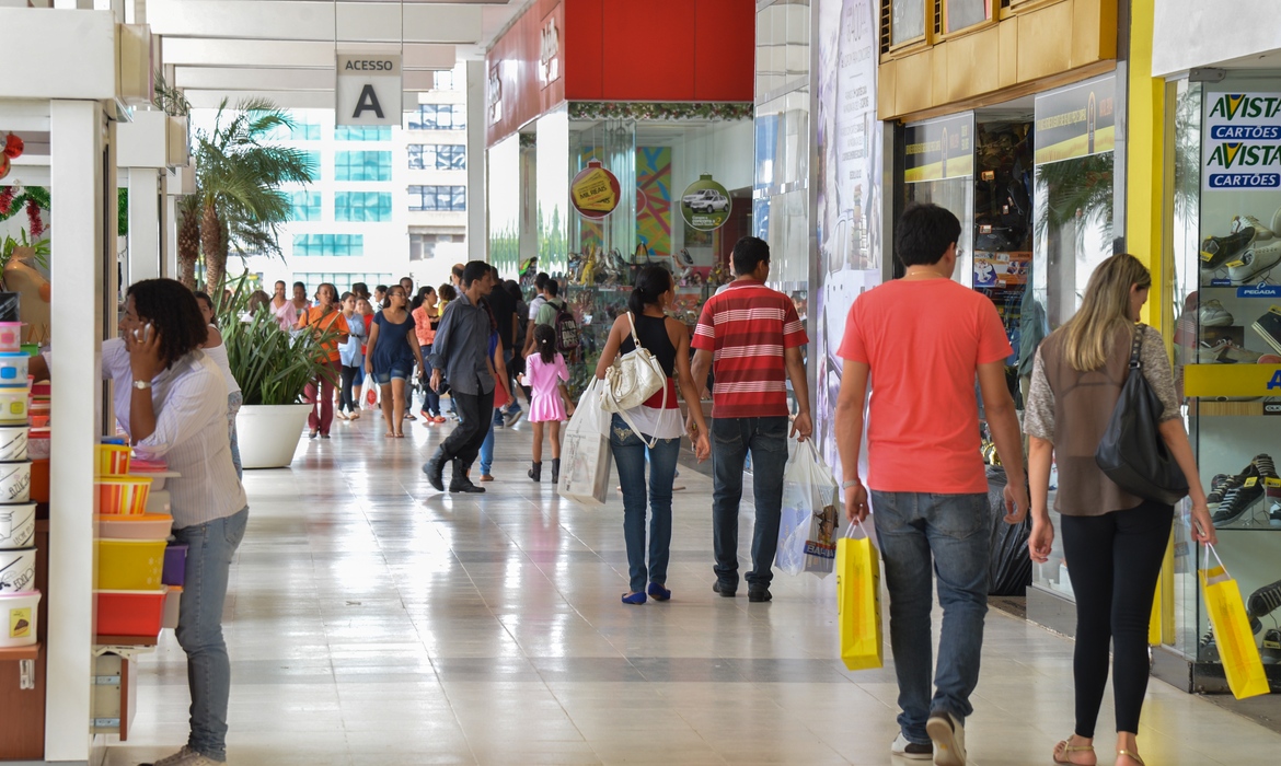 Precisa trocar presentes de Natal? Confira regras, prazos e condições