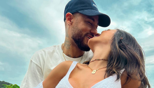 Neymar sobre Bruna Biancardi: “Minha mulher”