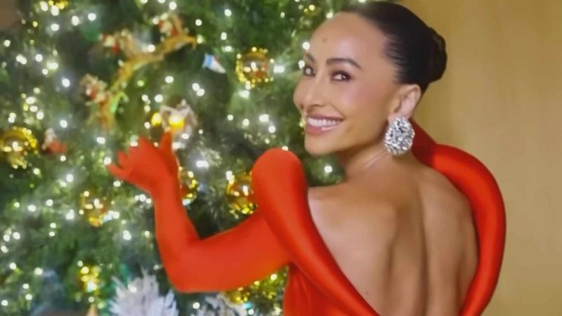 Luxo! Sabrina Sato mostra árvore de Natal exclusiva avaliada em R$ 29 mil