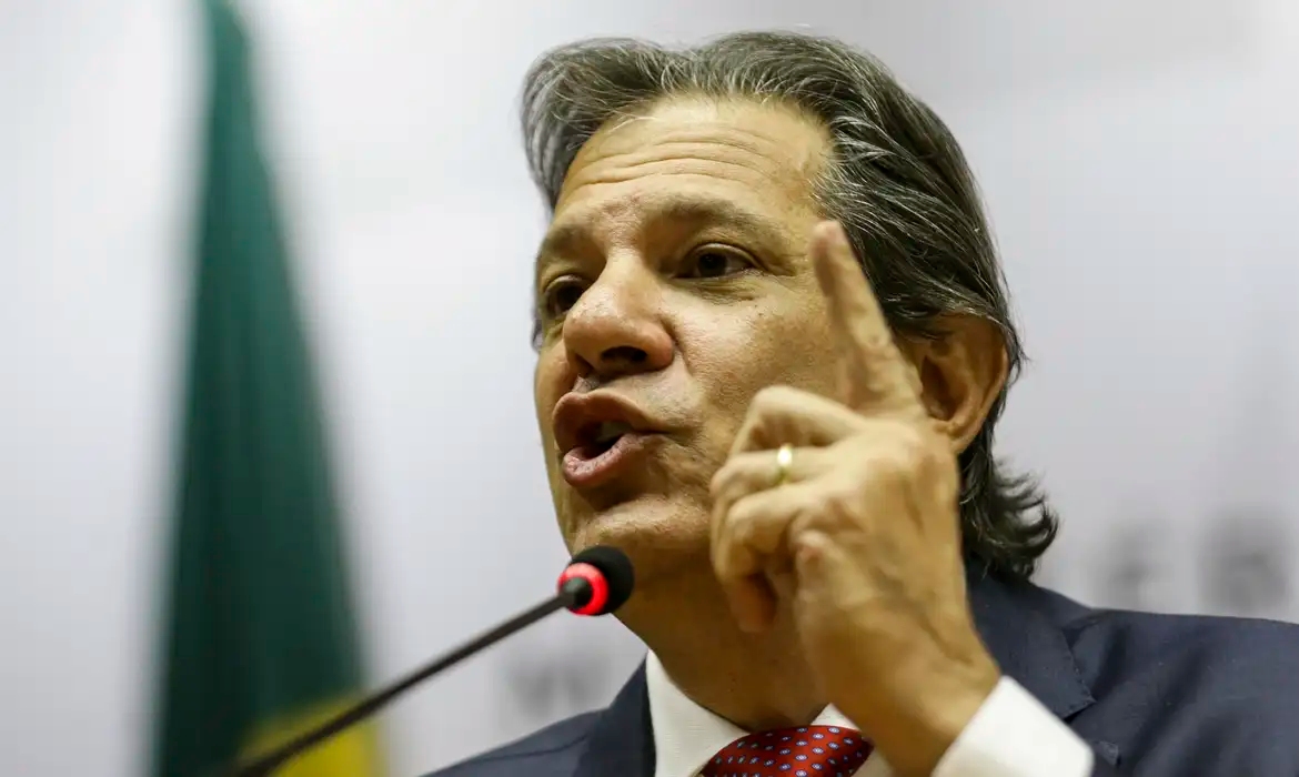 Haddad anuncia novas medidas para atingir meta de zerar déficit em 2024