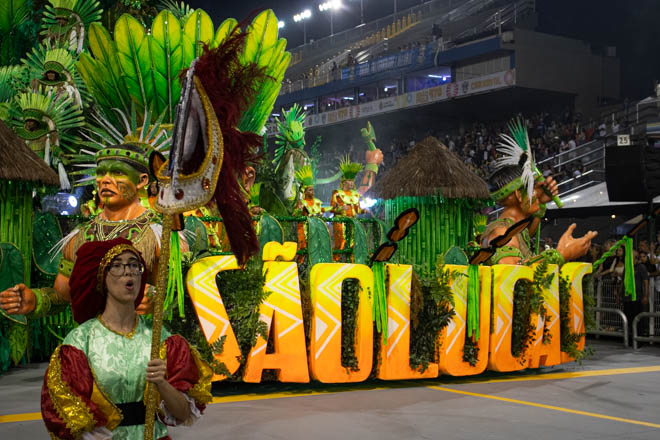 Galeria de fotos: desfile 2024 da Unidos de São Lucas