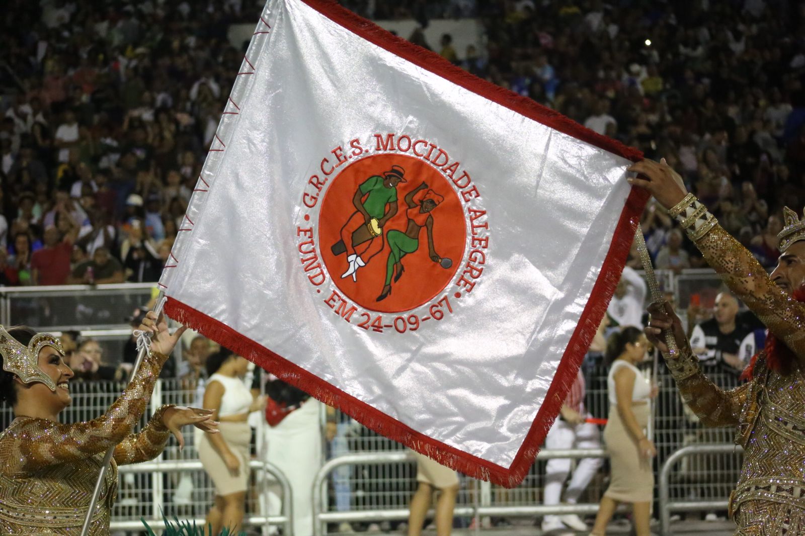 Rumo ao tri, Mocidade Alegre celebra ensaio incrível com a comunidade