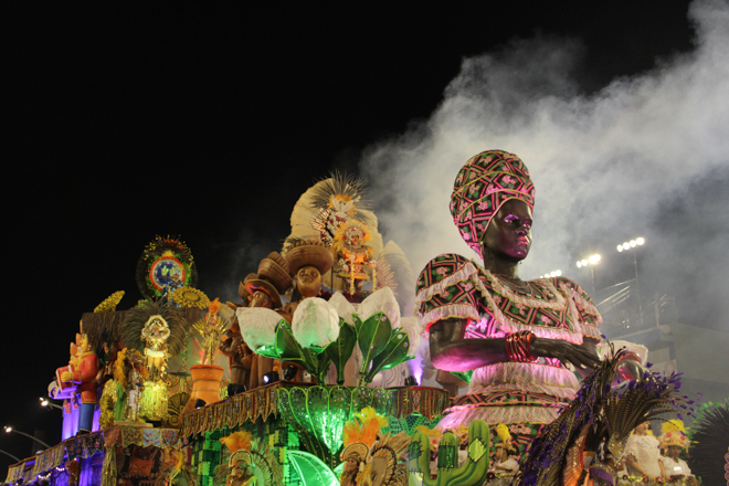 Desfile 2024 da X-9 Paulistana. Foto: André Luis de Souza/SRzd