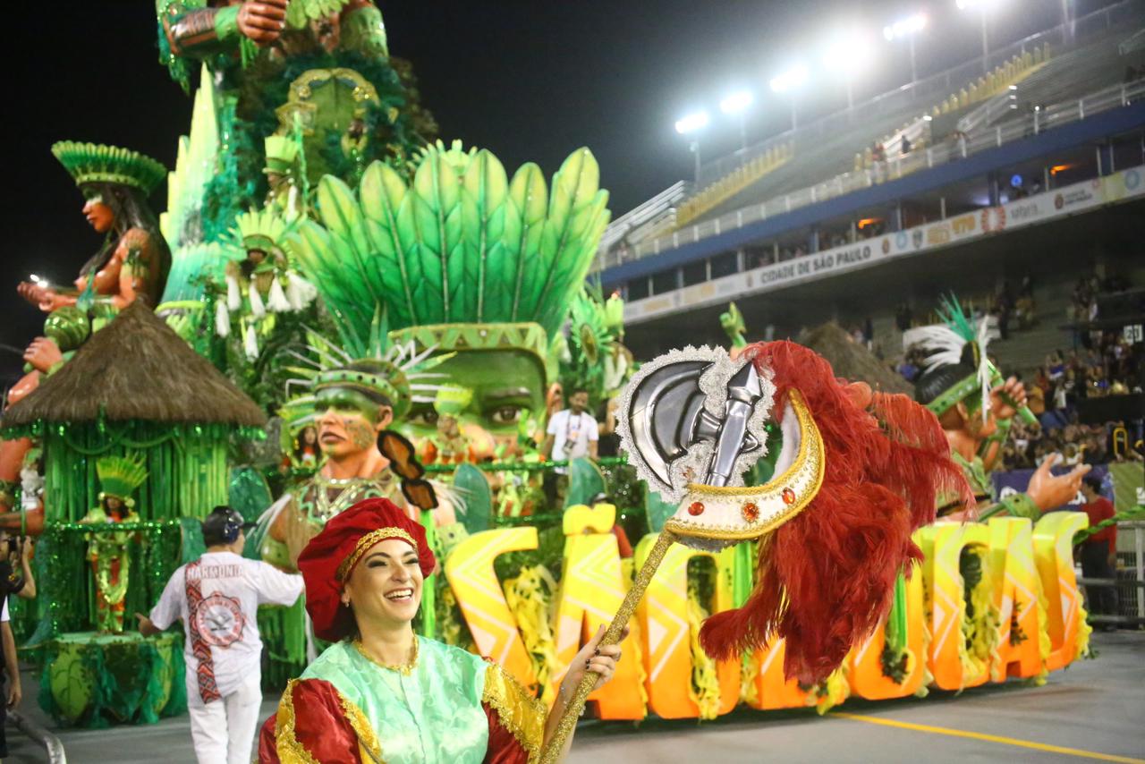 Unidos de São Lucas no desfile das campeãs 2024. Foto: Kleber Santos