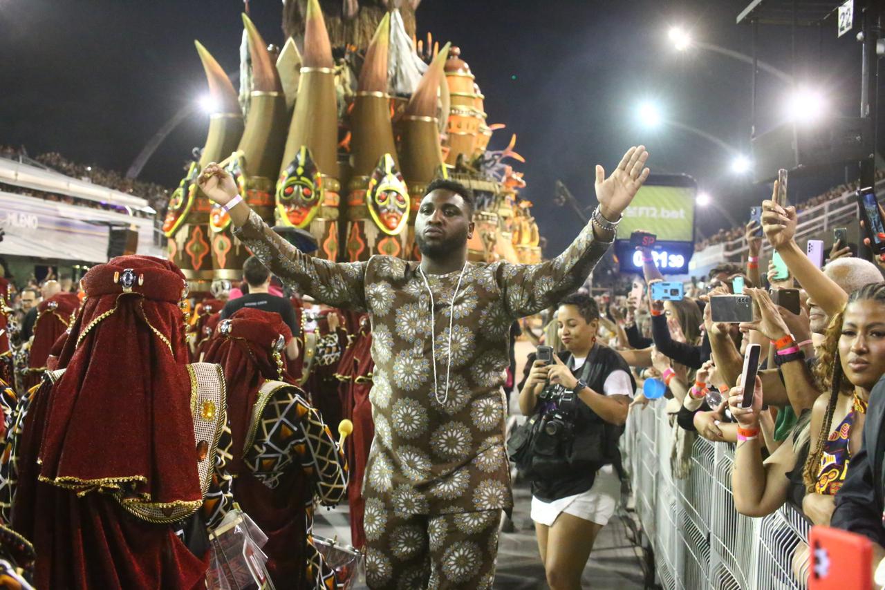 Dragões da Real no desfile das campeãs 2024. Foto: Kleber Santos