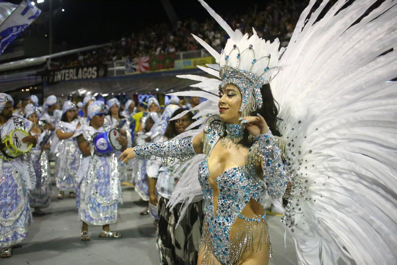 Acadêmicos do Tatuapé no desfile das campeãs 2024. Foto: Kleber Santos