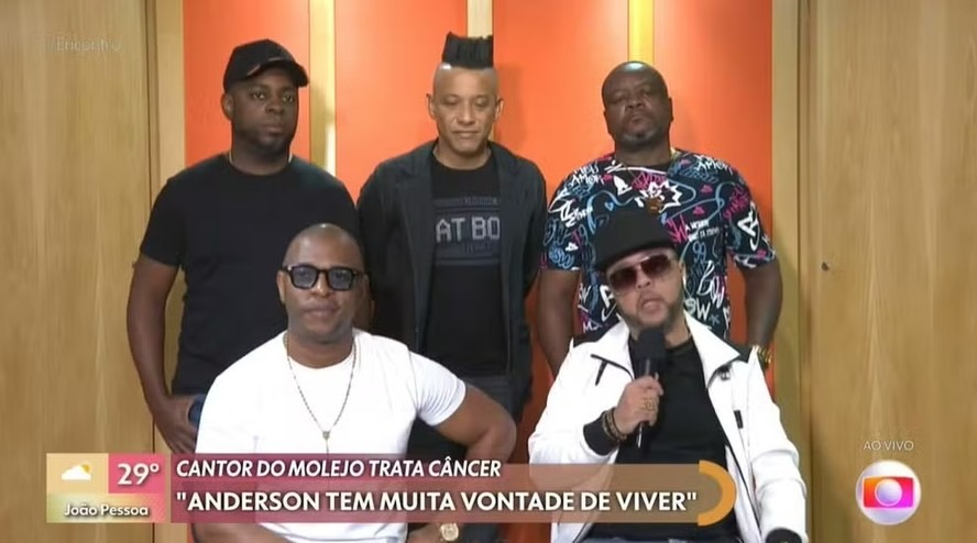 Grupo Molejo revela detalhes da internação do vocalista Anderson Leonardo