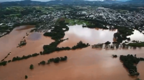 Famosos pedem doações para o Rio Grande do Sul