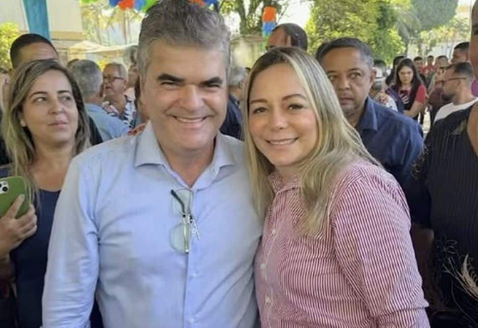PF mira ex-prefeito de Caxias em caso de falsificação de carteira de vacinação de Bolsonaro