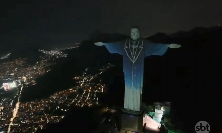 Cristo Redentor aparece ‘vestido’ de Silvio Santos