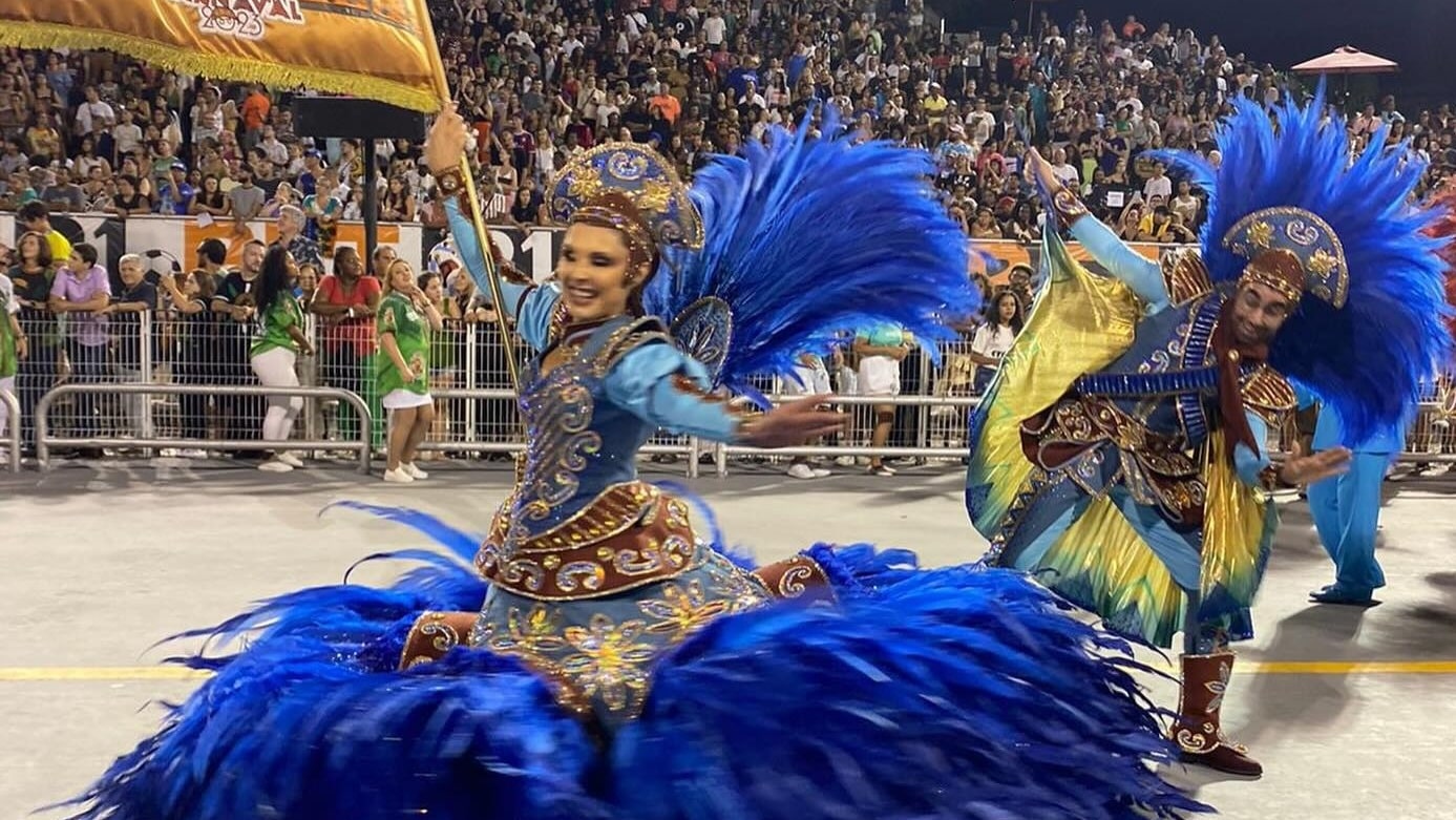 Após morte de porta-bandeira da Mancha Verde, mestre-sala posta despedida