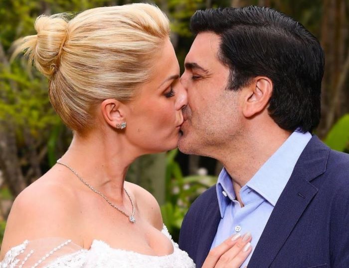 Ana Hickmann mostra momentos do noivado com Edu Guedes; assista