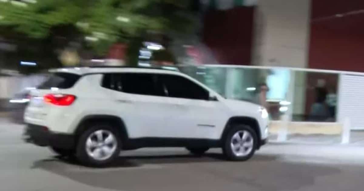 Carro é roubado durante reportagem ao vivo da RecordTV